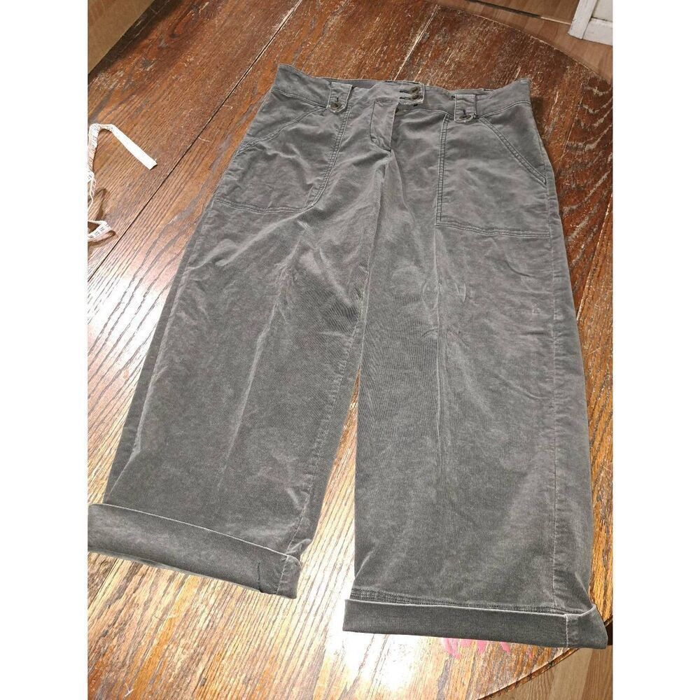 Size 10 CAbi Grey Soft Corduroy Double Button Fly Casual Capri Pants 740